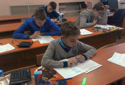 ​II тур LXXVIII Московской олимпиады школьников по физике