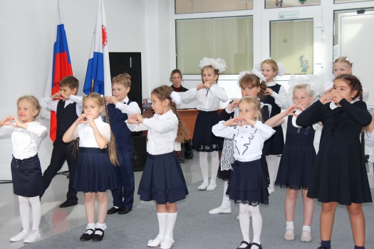 ​Вчера состоялся праздничный концерт и награждение педагогов в Центре образования.
