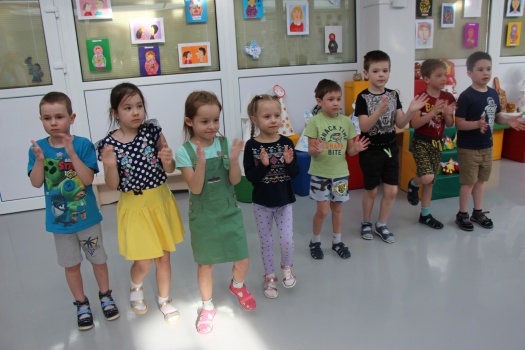 ​Веселая ярмарка «Масленица - Объедуха» прошла в Центре образования! 1