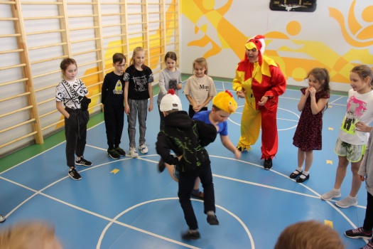 ​Веселая ярмарка «Масленица - Объедуха» прошла в Центре образования! 13