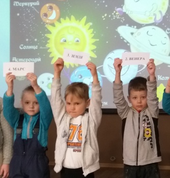 В дошкольном отделении Центра образования на Топоркова прошла тематическая неделя посвященная Дню авиации и космонавтики 0
