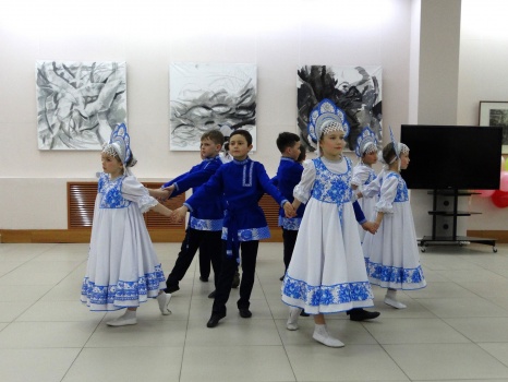 ​Эвриканцы выступили с концертной программой в «Камчатском краевом художественном музее» 3